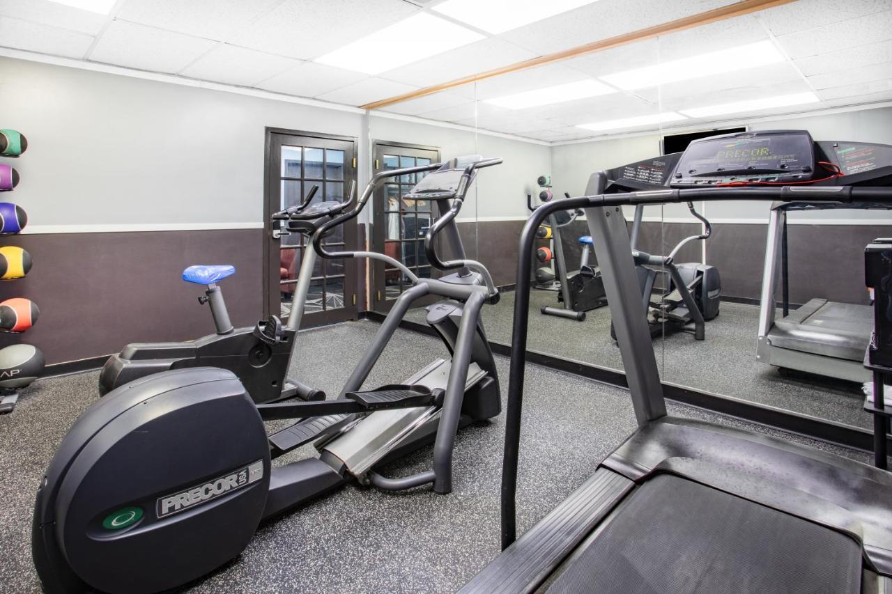 Travelodge By Wyndham Livonia Canton Novi Detroit Area Esterno foto